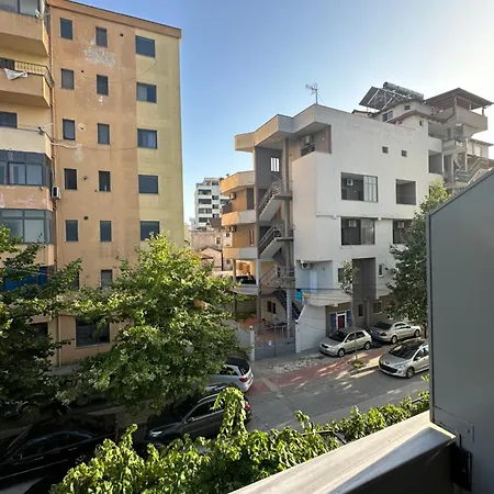 Vila Arbeni *